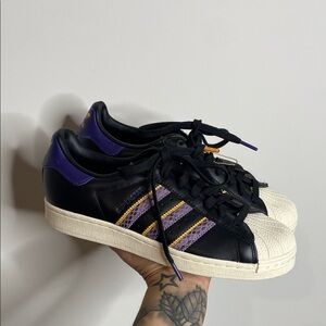 Adidas | Men’s Shell Toe Black & Purple Sneakers Size 8.5 NWT